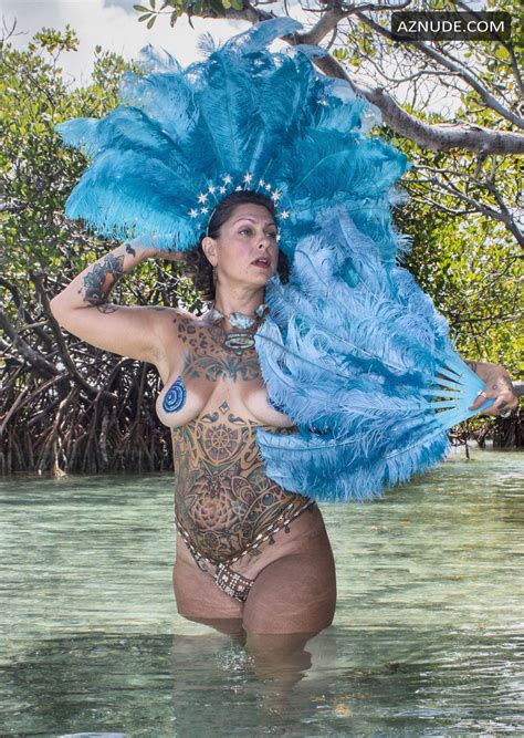 DANIELLE COLBY Nude AZNude