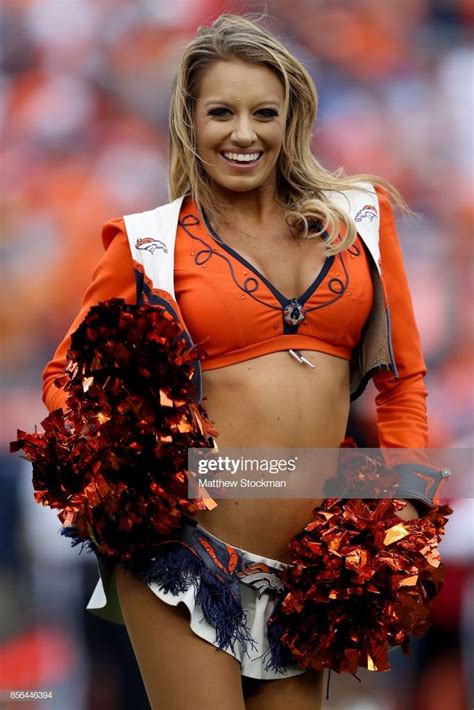 Denver Bronco Cheerleaders Hottest Nfl Cheerleaders Denver Broncos