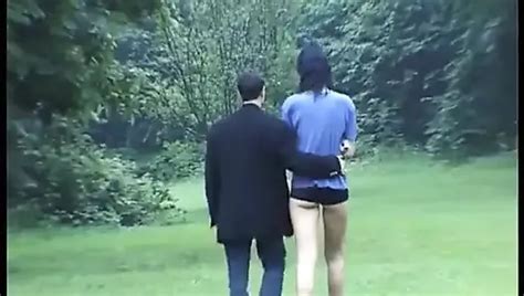 Hübsches französisches Amateur Teen von ihrem Freund hart gefickt xHamster