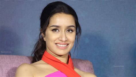Shraddha Kapoor S Leaked Bikini Pic Goes Viral