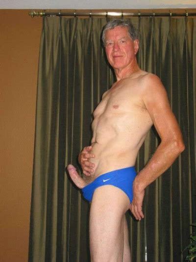 Post 170066809130 All Mature Men Tumblr Tumbex