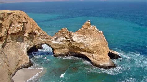 Conoce La Ciudad De Paracas En Perú Business Empresarial