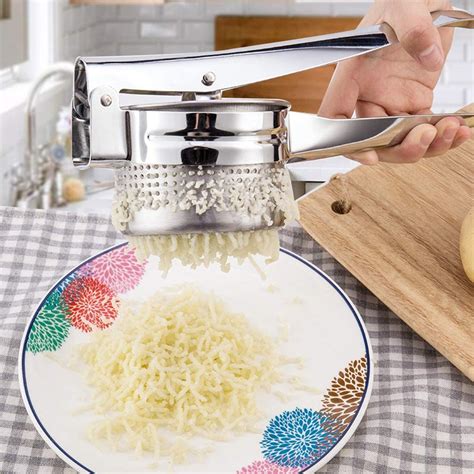 Potato Ricer Stainless Steel Potato Masher Manual Potato Presser For