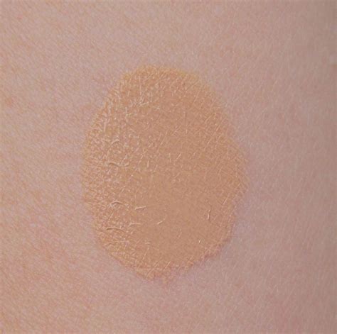 Bon Vivant Beauty L Oreal Paris Magic Nude Liquid Powder Foundation In Sand Beige