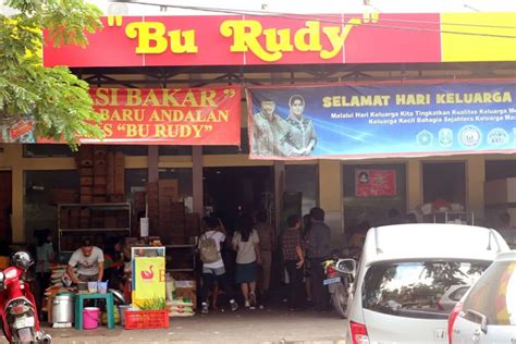 Rekomendasi warung makan enak di Jakarta Pusat - Jakarta Media