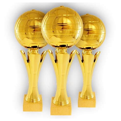Специализированный кубок в форме волейбольного мяча золотого цвета на ...