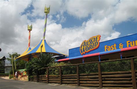 life times aussie world