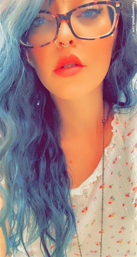 Hippie Luna Nude OnlyFans Leaks Fappening FappeningBook