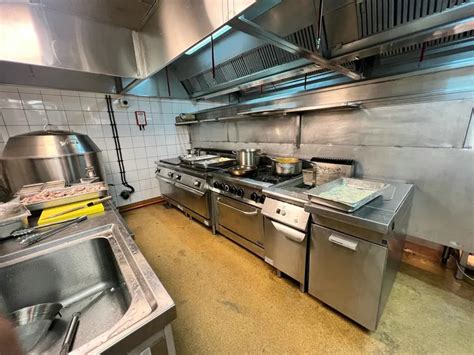 Commercial Stainless Steel Induction Electric Cooking Range Hot Plates Cooker With Oven Prices