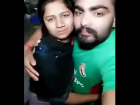 Desi Cute Sexy Bhabhi Give Smooch Kiss Her Hubby XVIDEOS