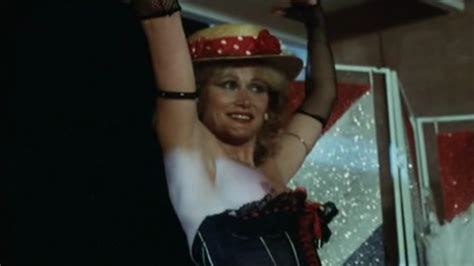 Naked Katia Tchenko in Mon curé chez les nudistes