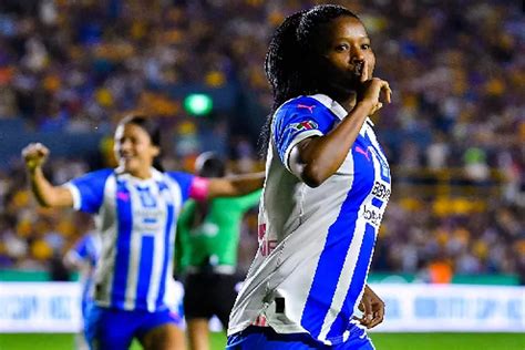 Rayadas Vence A Tigres Femenil En Cl Sico Regio Y Dejan L Der Al