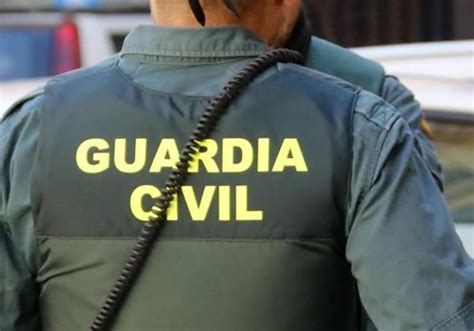 La Guardia Civil Detiene A Un Hombre Que Se Había Atrincherado En El