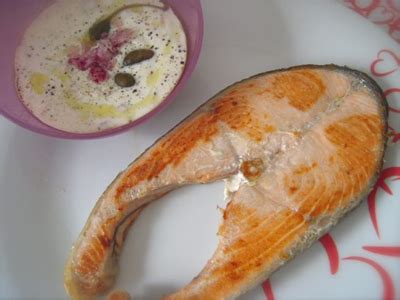 Trancio Di Salmone Alla Piastra Con Salsa Allo Yogurt Ricette Di