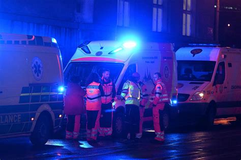 Fusillade à Prague 13 victimes suicide de lassaillant Ce que lon