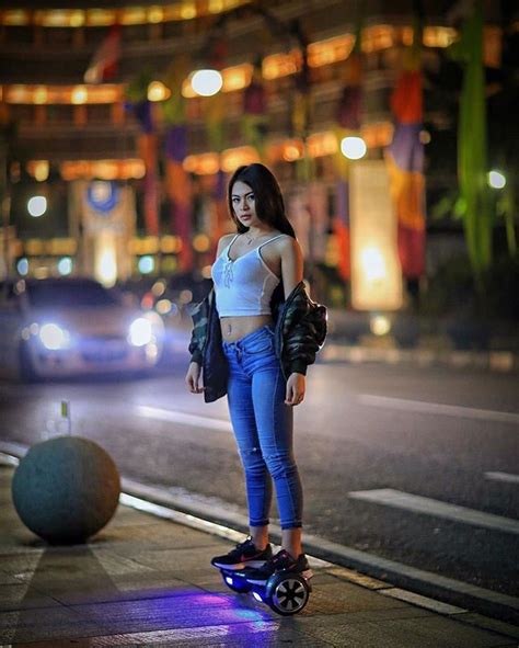 Foto Lekuk Tubuh Sexy Echa Frauen FOTO HOT SELEBRITIS