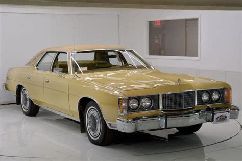 1974 Ford Ltd Volo Museum