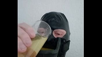 Gay Esclavo Bebe Mear De Urinal Gag XVIDEOS