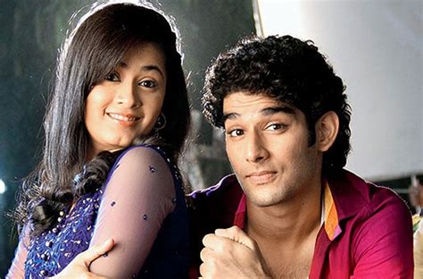 A Holy Start To Titu And Panchi S Love Story In Tu Mera Hero