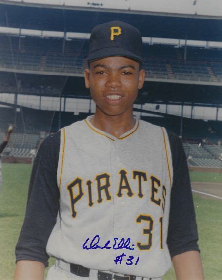 Autographed DOCK ELLIS 8X10 Pittsburgh Pirates Photo - Main Line Autographs