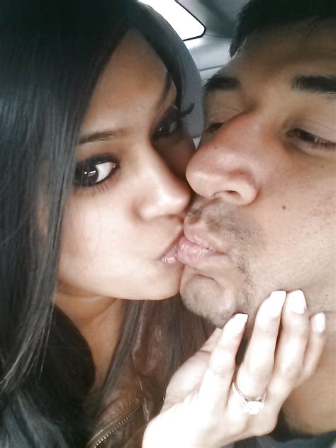 Sri Lankan Sexy Model Taking Selfies Porn Pictures XXX Photos Sex Images PICTOA