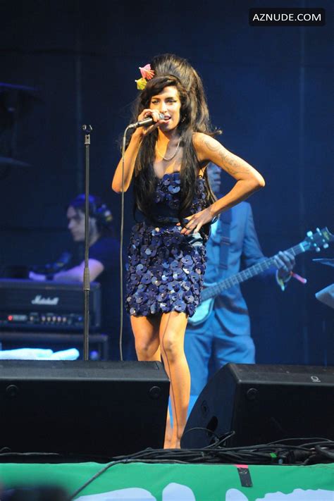 AMY WINEHOUSE Nude AZNude