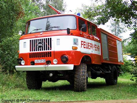 TLF 16 GMK auf IFA W 50 LA mit Niederdruckbereifung Tanklöschfahrzeug