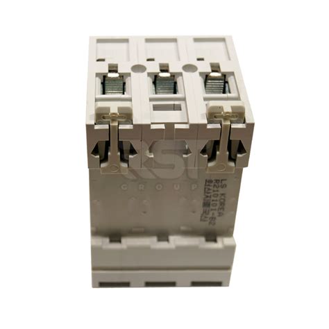 Wyłącznik instalacyjny BKN 3P B32A - RST Group
