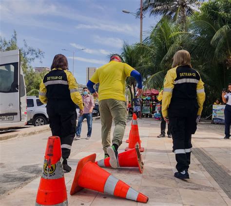 Detran Ce Realiza A O Educativa Alusiva Ao Movimento Maio Amarelo Na