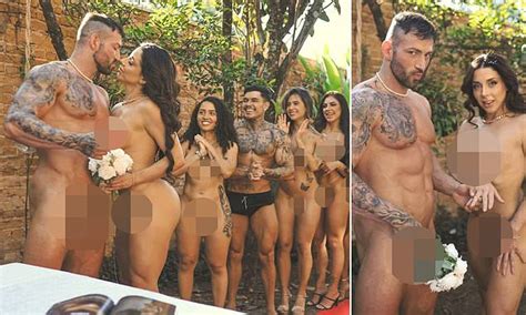 OnlyFans Couple Celebrate Their Wedding With Bridesmaids And Groomsmen