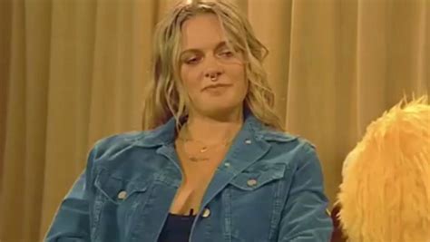 Tove Lo Exposes Naked Breasts With Bizarre Topless Performance Daily Star