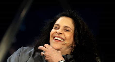 Morre Aos 77 Anos A Cantora Gal Costa