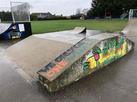 Ramsey Road Skatepark - Guide to Halstead Skatepark