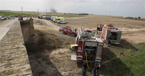 Monde Cinq Morts Dans Lexplosion Dune Usine De Feux Dartifice En