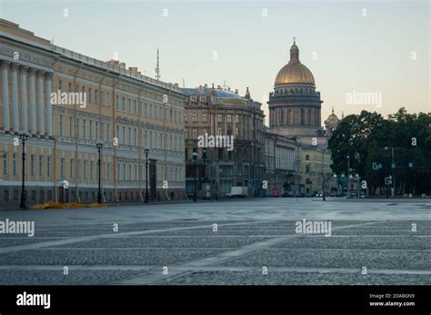 Palace Square St Petersburg Russia Stock Photo Alamy