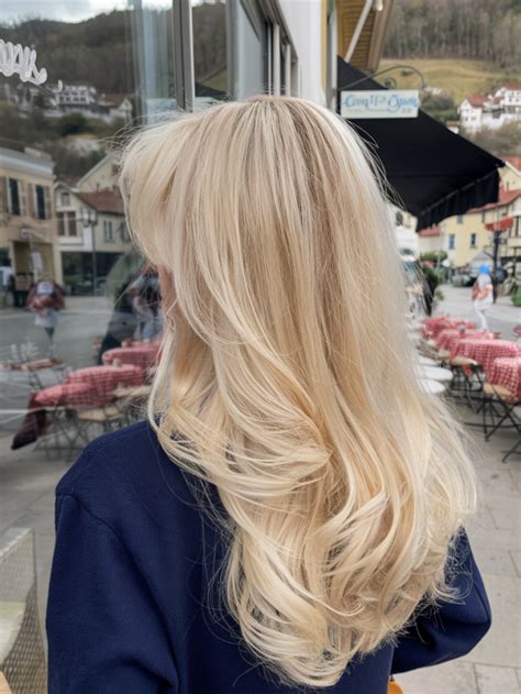 30 Hair Color Ideas For Women Over 30 2025 Blonde Brunette Highlights