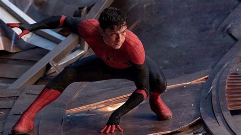 Tom Holland Spider Man Across The Spider Verse Filminde Yer Alacak Mı