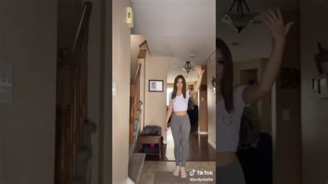 Hot girl tây dáng chuẩn xinh chơi tik tok YouTube