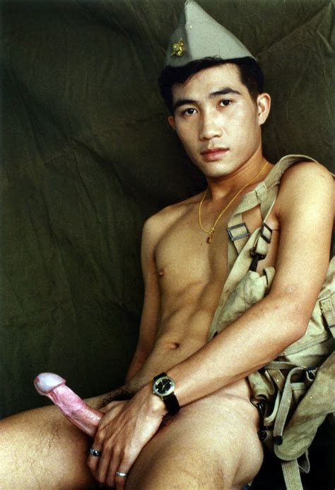 นายแบบโปในอดต Old naked Thai and Asian male models