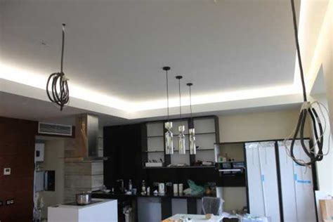 Светодиодная лента для кухни фото – самоклеящаяся диодная лента 220 В ...