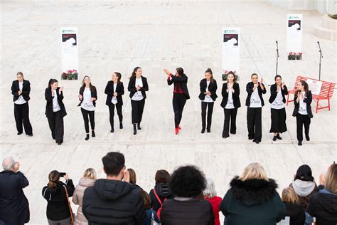 Donna vita libertà Unanalisi storico politica delle recenti proteste