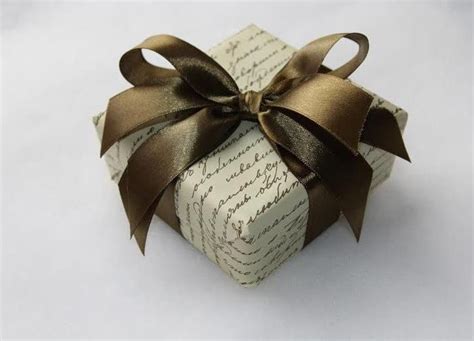 Упаковка подарков