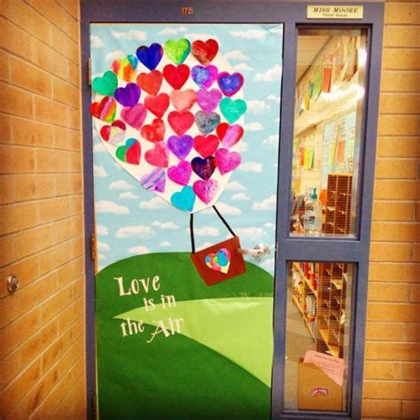 Valentine Door Decorations Ideas To Spread The Seasons Greetings Hike