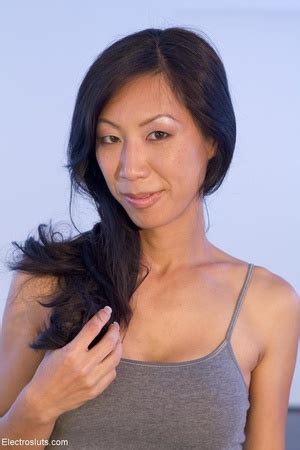 Large Anal Beads Are The Tamest Thing This Hot Asian End Xxx Dessert