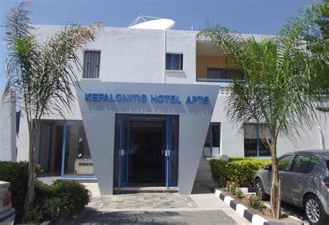 Kefalonitis Hotel Apartments In Paphos Loveholidays