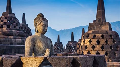 Harga Tiket Masuk Candi Borobudur Naik Memicu Komentar Pro Kontra Dari