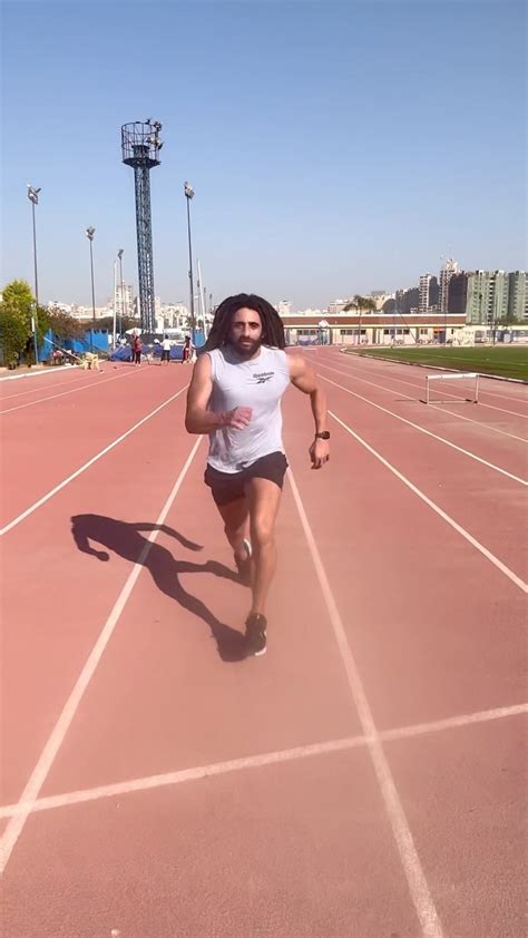 Johnny Mentally From Another World 🦁 Crossfit Fitness Athlete