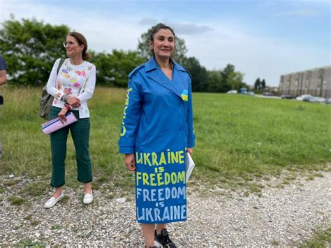 Lanica Pussy Riota U Remetincu Ene Ne Mogu Vidjeti Sun Evu Svjetlost Hrvatska Danas