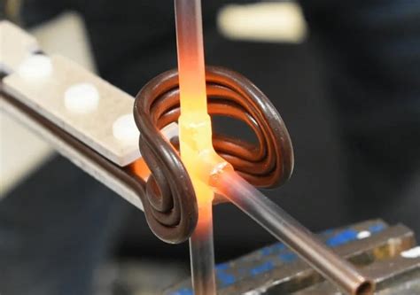 Почему индукционный нагреватель не нагревает алюминий и медь ...