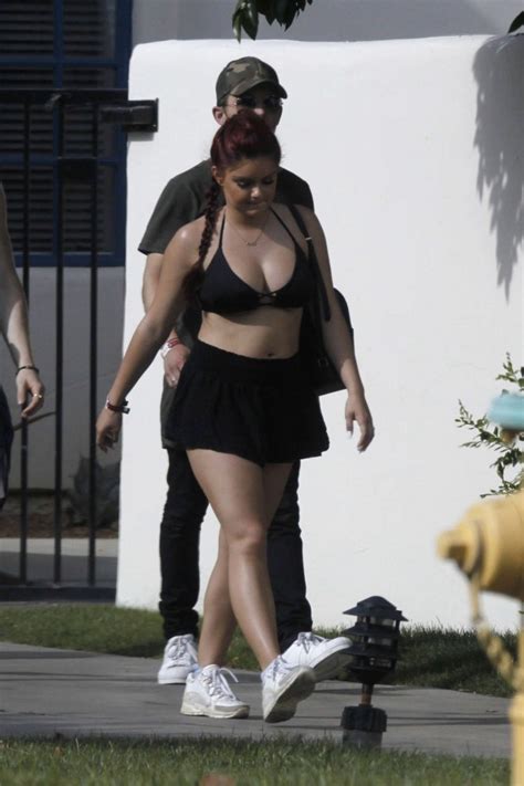 Ariel Winter In Bikini Top At Coachella 2016 16 GotCeleb